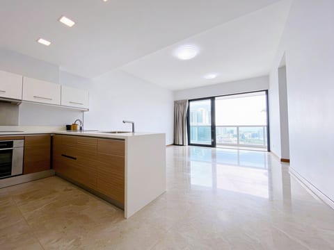 MARINA BAY RESIDENCES