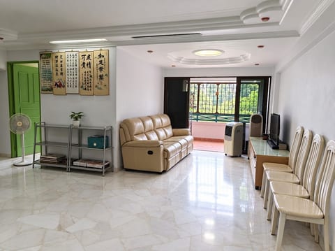 Blk 290B BT BATOK ST 24